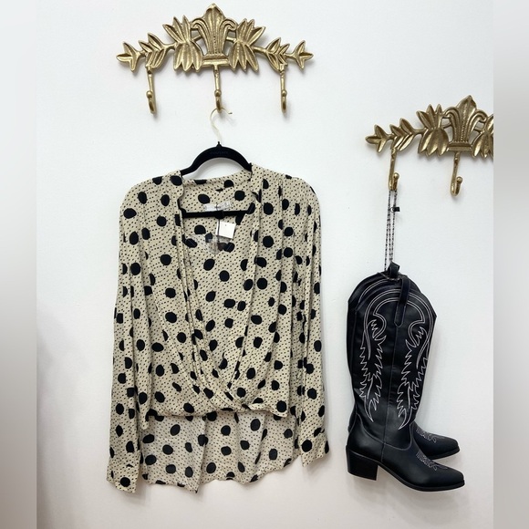 🆕MANGO Frenchy polka dot blouse S - Picture 3 of 6